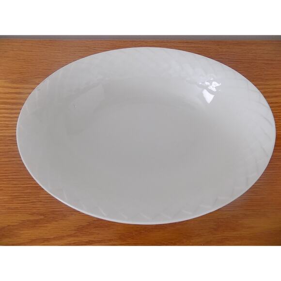 Wedgwood Regina Ironstone oval serving bowl diamond pattern - Picture 1 of 5